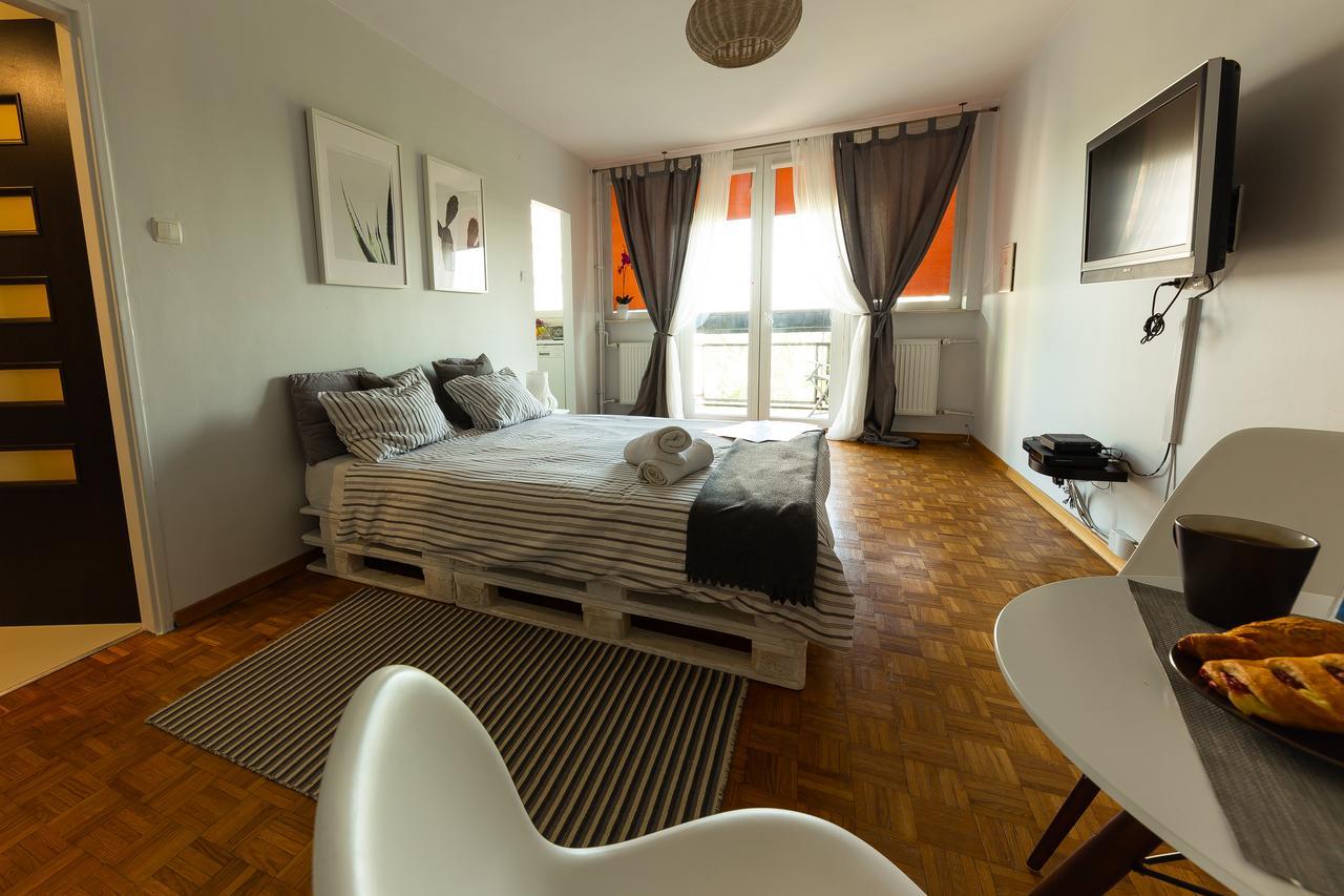 Warszawa Apartamenty - Promyk Екстер'єр фото